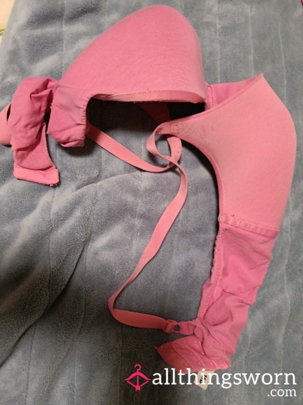 Worn Daily For 4 Years. My Favourite Bra. 💖