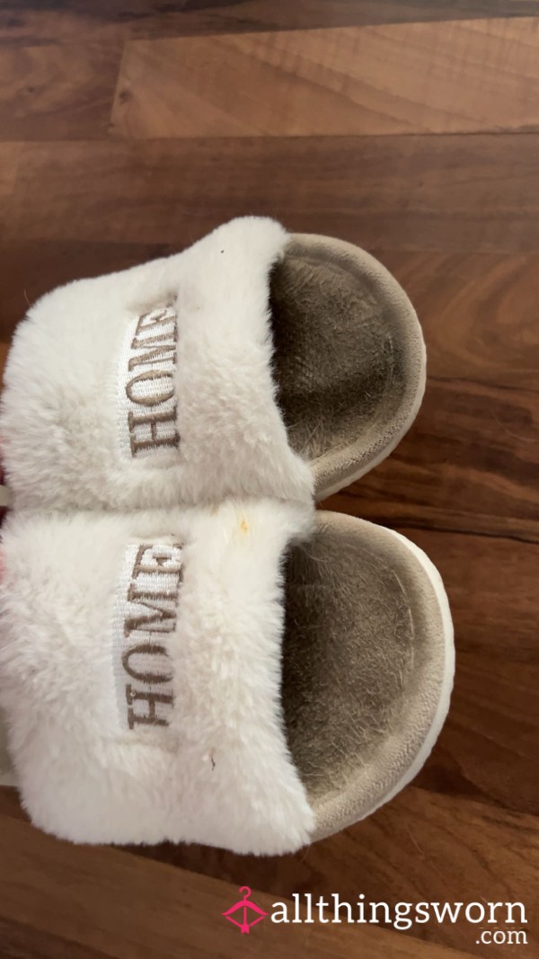 INTENSE SMELLY SLIPPERS👃🏻👀
