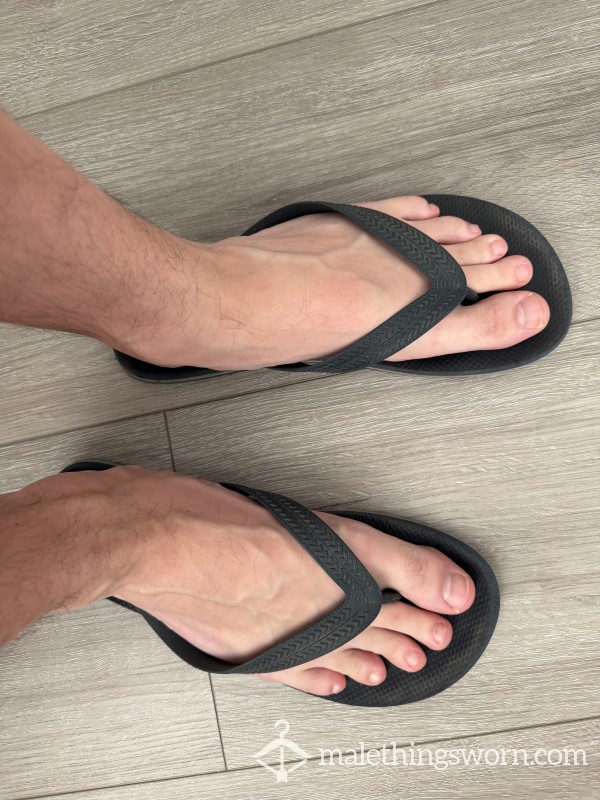 Worn Down Flip Flops (blue)