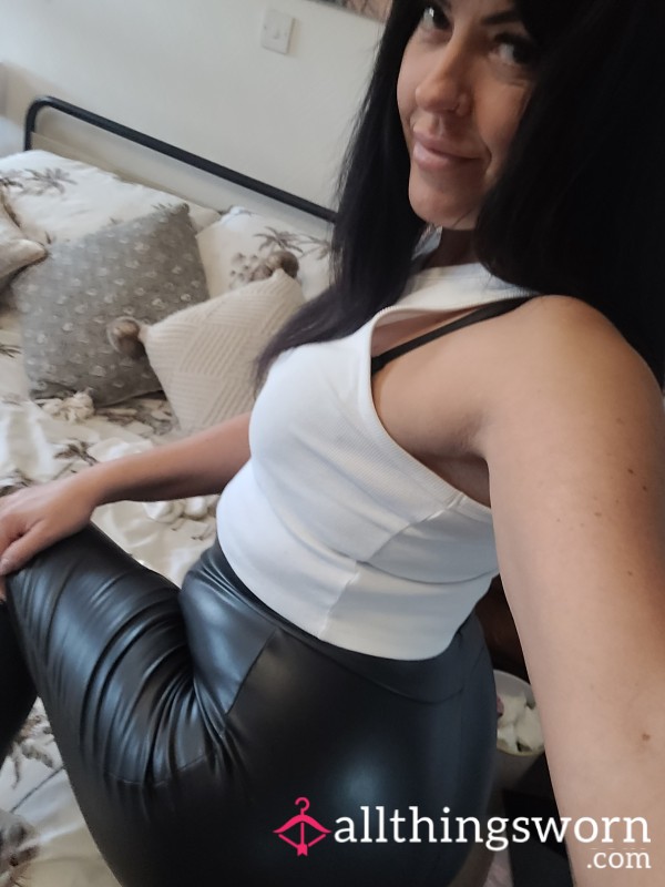 Worn Faux Leather Jeggins