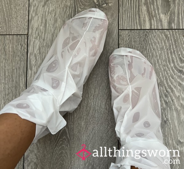 Worn Foot Mask