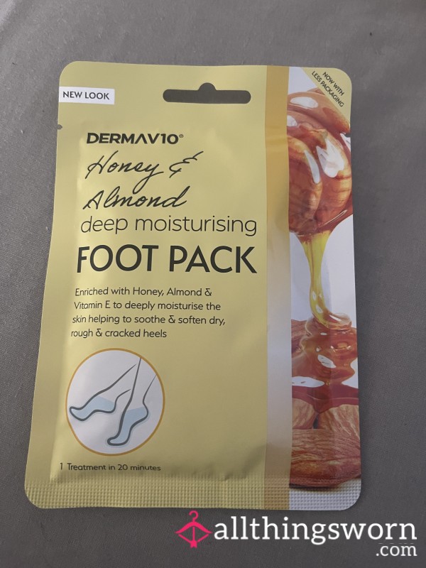 Worn Foot Mask