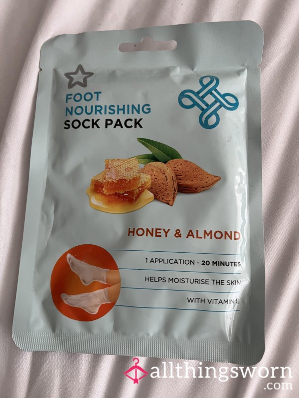 Worn Foot Mask - Scent Of A Princess 👸🏼🦶🏻