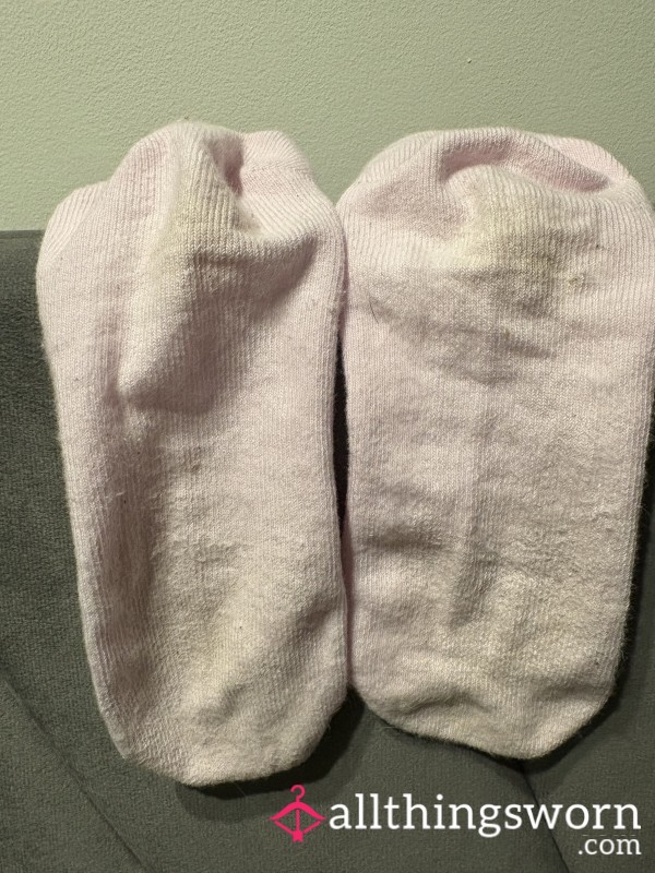 Worn For 12hrs In Me Stinky  Trainers Are These Small Size 3 Pretty Little Pink Socks 🥰