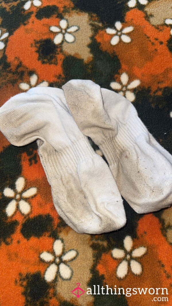 Worn For 8 Hours At Work, Sweaty And Wet Environment.