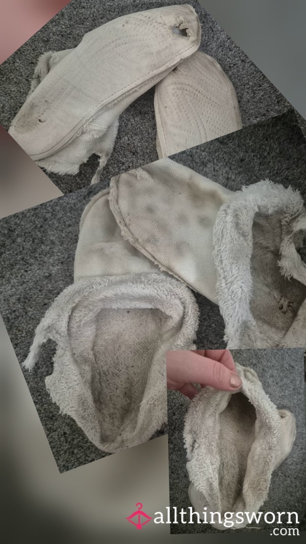 Worn For Aprox 5 Months During Winter Months ...   Croc Liners ..   Very Dirty  Heavy Worn   Ready For There New Home   I Can Gladly Slip Them Back Into My Crocs And Wear For Addional Time An