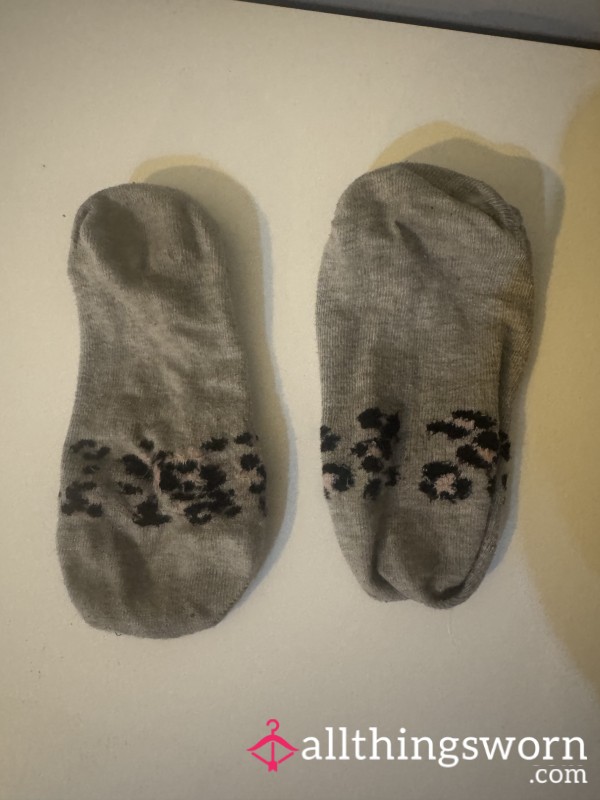 Worn Grey Cotton Trainer Socks - 9 Hours Of Sweaty, Irresistible Foot Fetish Bliss