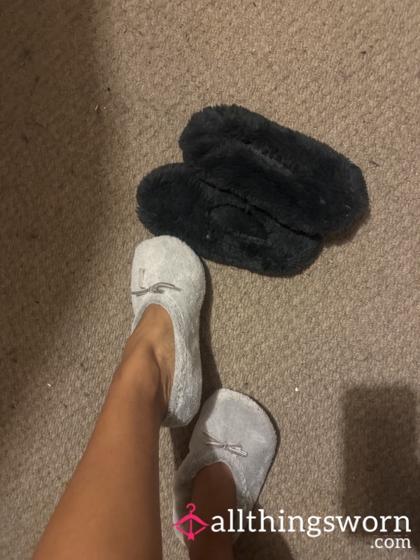 Worn Grey Slippers 🩴 - Steeped In Latina Goddess Dominance (A Week Wear)