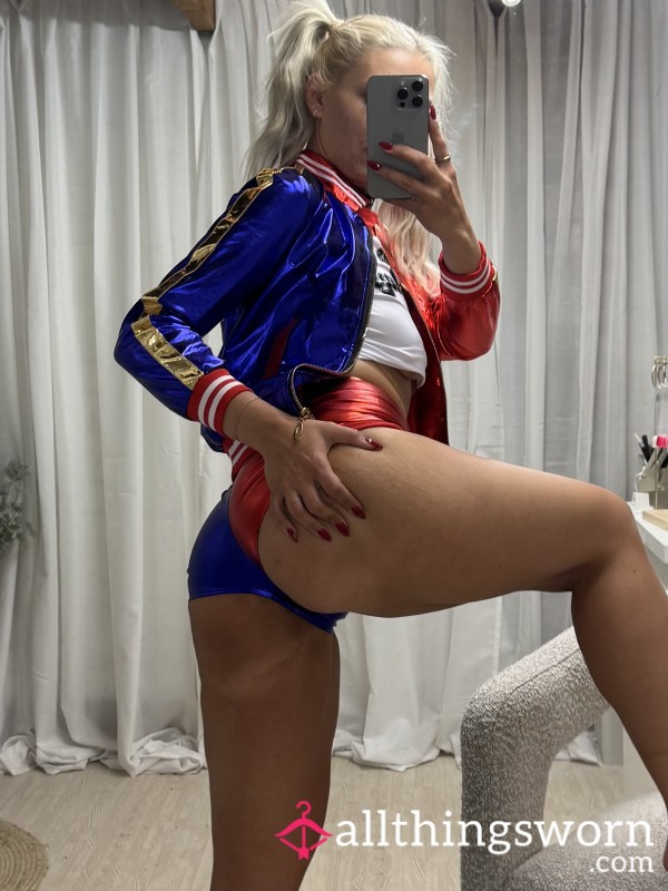 🎲 Worn Harley Quinn Dress-Up Set