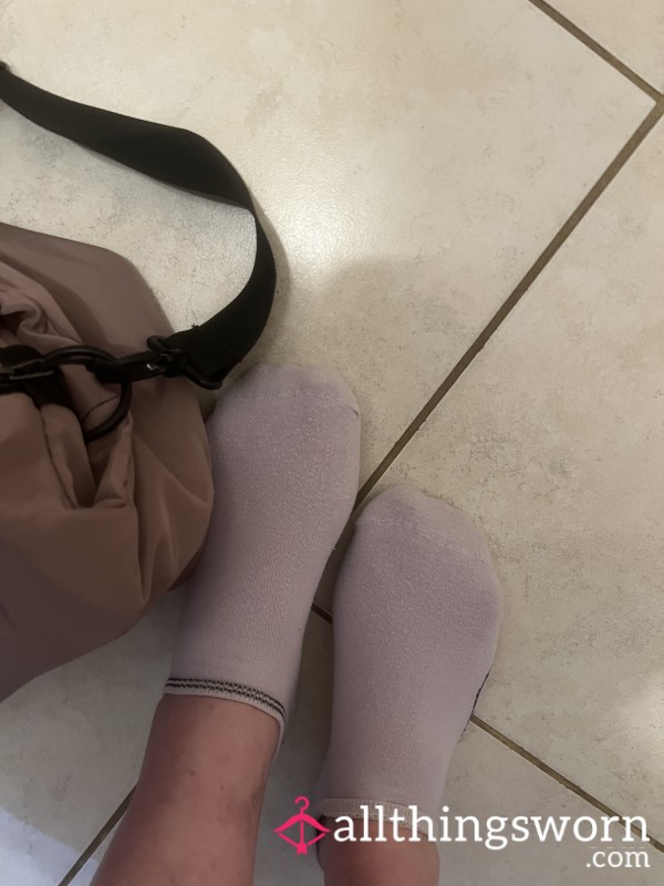 Sweaty Gym Socks 💦 🦶🏃‍♀️