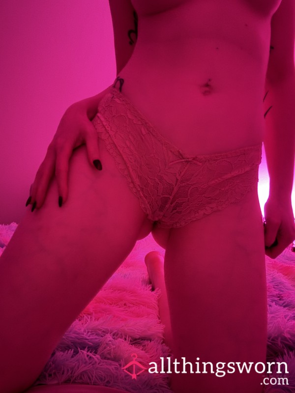 💋 Worn Lace Panties – Choose Your Colour