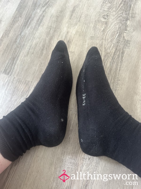 Worn Ladies Black Ankle Socks 48hrs