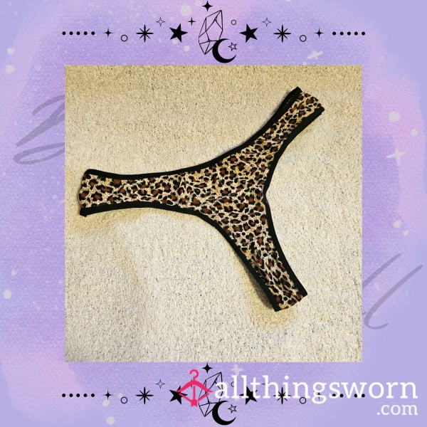 💖 Worn Leopard Print Thong 💖