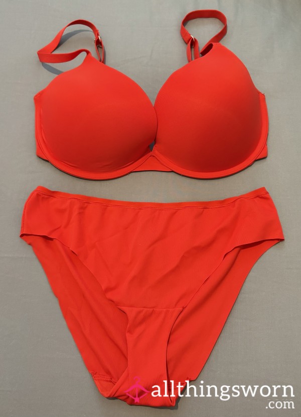 Worn Lingerie Set - Bright Red