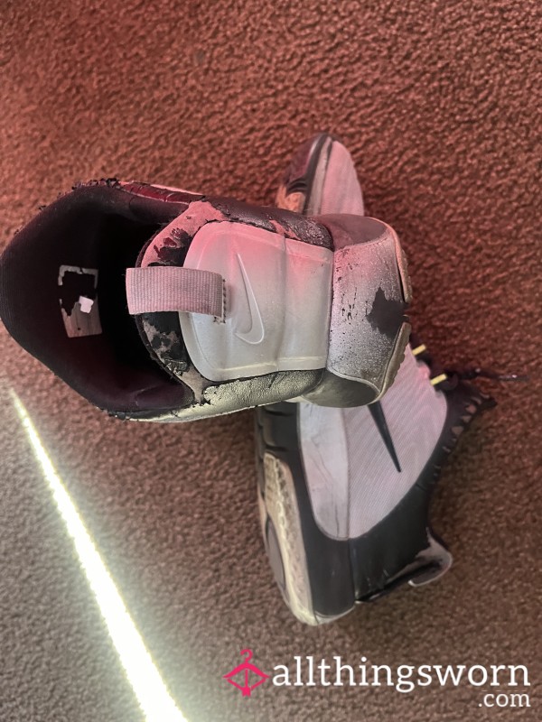 worn-nike-ny1734726117-6765d1e550a55.jpg