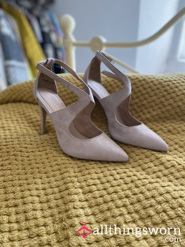 Worn Office Heels – S**y & Scented 👠