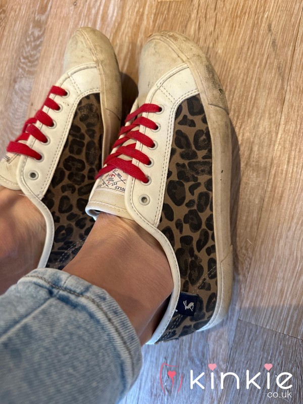 WORN OLD SMELLY JOULES FLAT SHOES 5 STAR ⭐️⭐️⭐️⭐️⭐️ REVIEWS