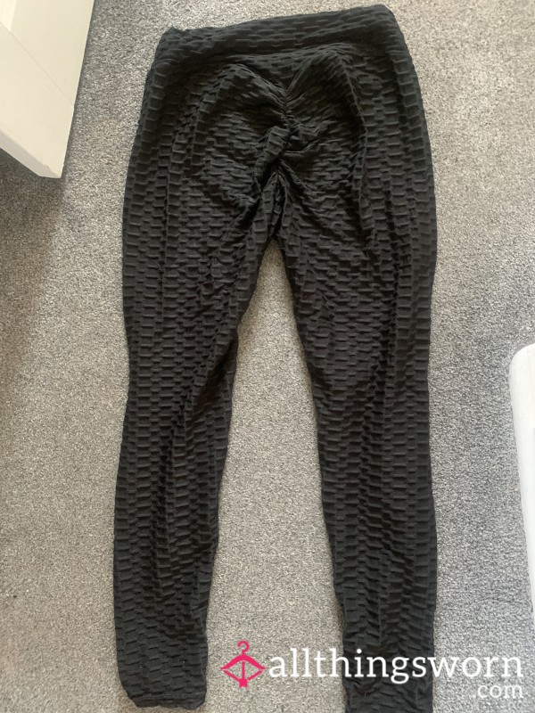 Worn, Opaque Black Gym Pants. Scrunched B*m Effect At Rear. Size (M)