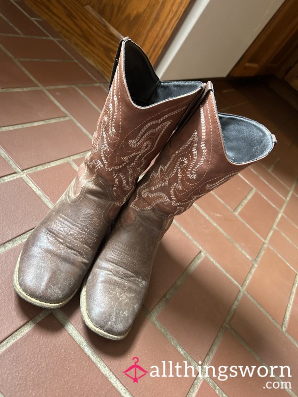 Worn Out Cowgirl Boots