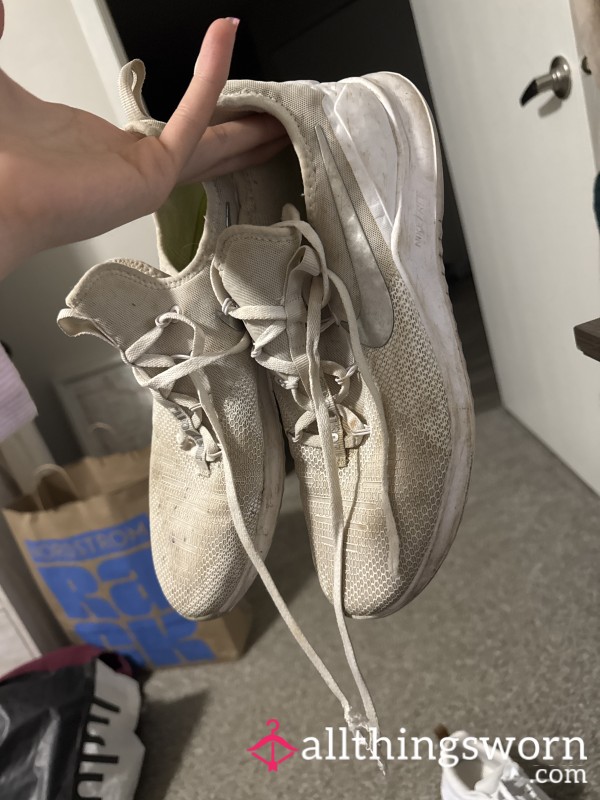 Worn Out Dirty Size 11 Shoes