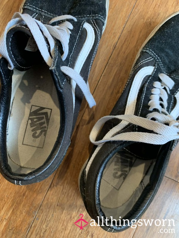 Worn Out Vans Old Skools | Black + White