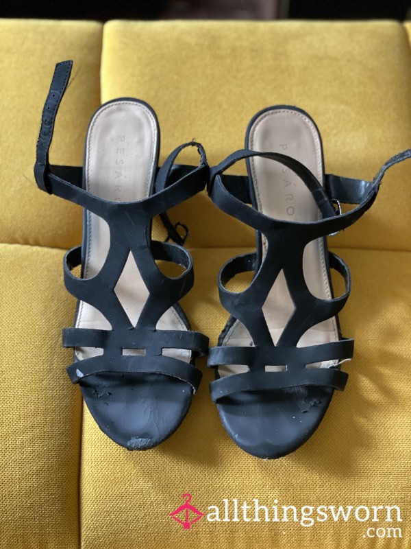 Worn Pesaro Black Wedge Sandals