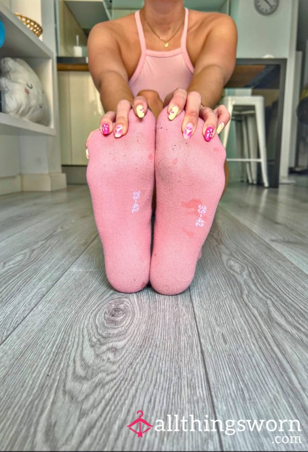 🔥 Worn Smelly Pink-Coloured Ankle Socks – Heat, Scent & Pure Temptation To Worship 👅