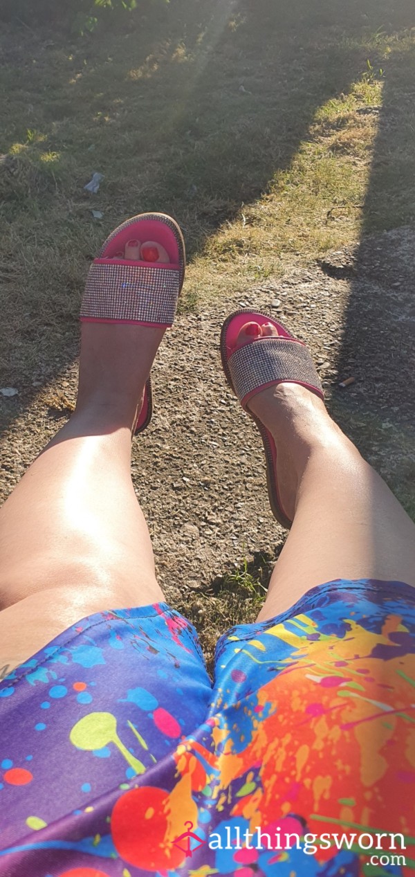 Worn Pink Summer Sandals🩴 With That Extra Heated Scent 😍 And A Pot Of Added Foot Dust 💋