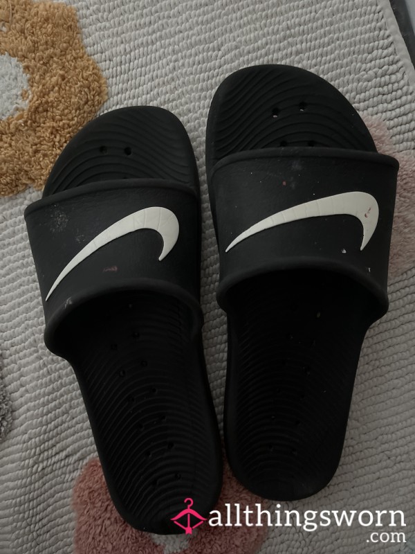 Worn Shoes With Sweat And Scent