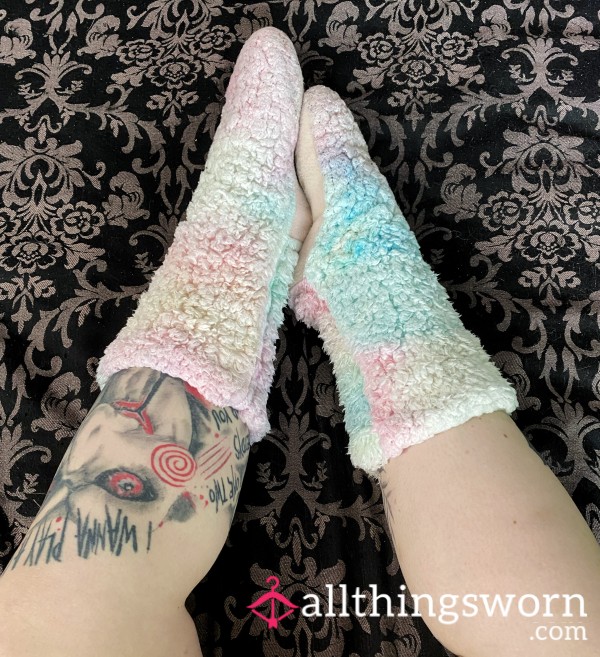 Worn Slipper Socks 💗