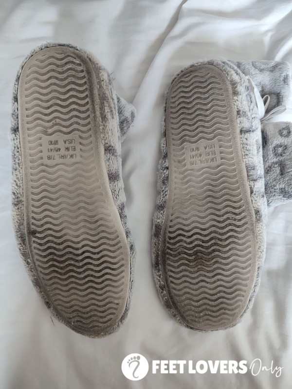 Worn Slippers – 1+ Year Of Chores, Musky Scent, Stain & Character ❤️‍🔥