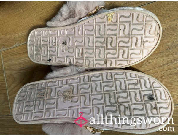 Worn Slippers 🥿