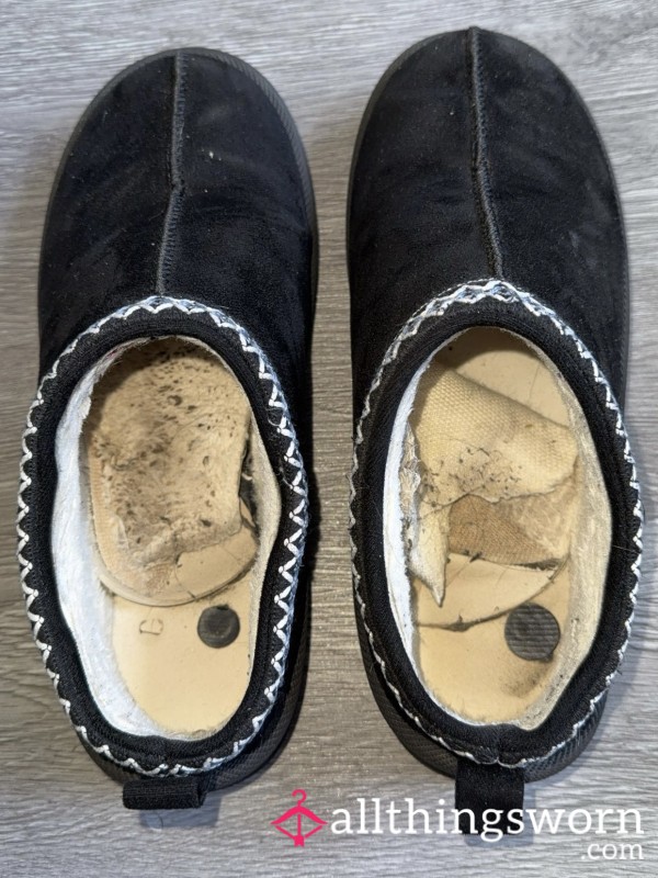Black Slippers