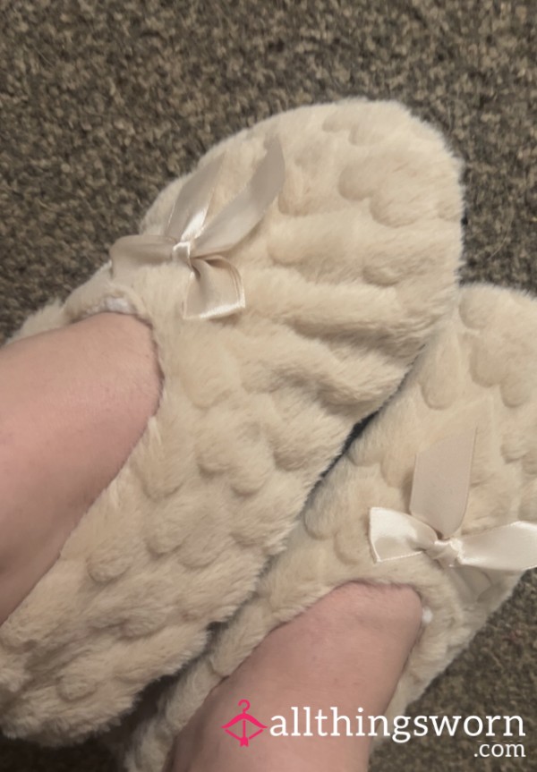 Worn Slippers 💋