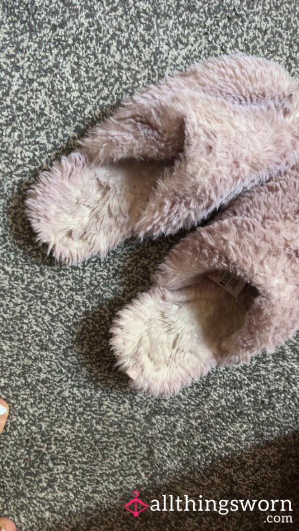 Worn Slippers In My Bare Feet, All My Smell