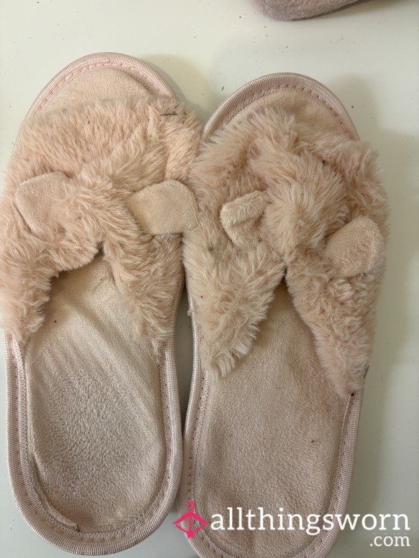 Worn Slippers Size 5