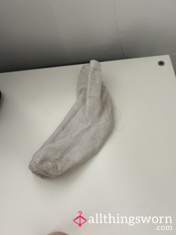 Worn Dirty Socks 🧦