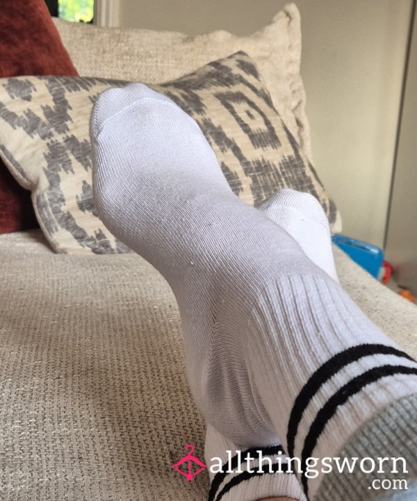Worn Socks 🧦