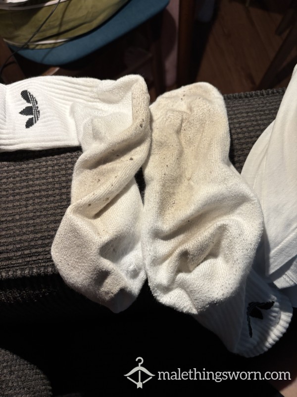 Worn Socks 5 Days - Smell & Sweat