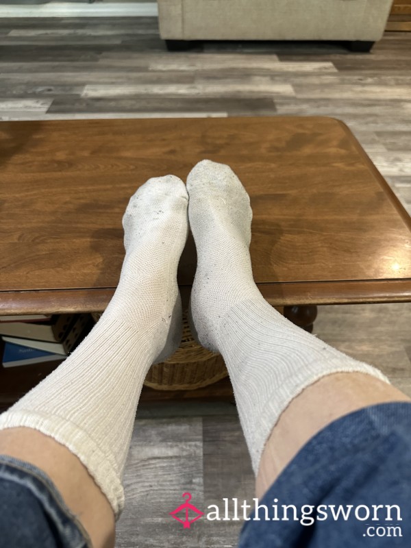 Worn Socks By Mature Woman, Granny, Real & Authentic | Discreet Shipping