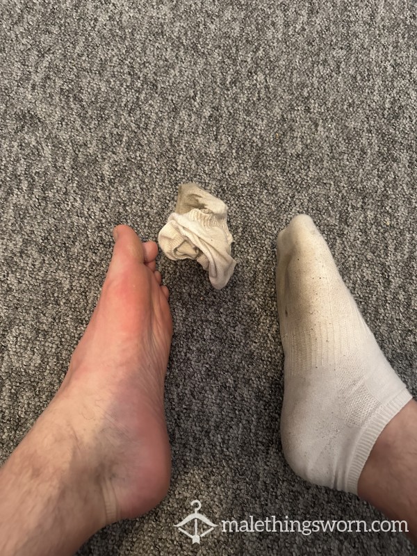 Worn Sports Ankle Socks