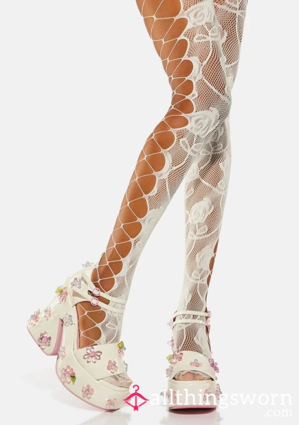 🧦 Worn Stockings – S**y & Sultry