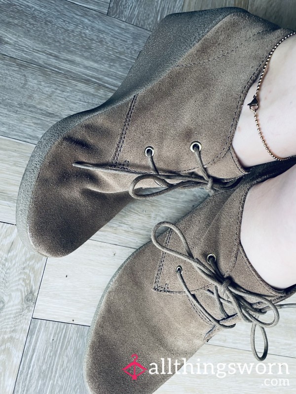 Worn Work Suede Platform Heels - Taupe, Work Heels 👠🤎