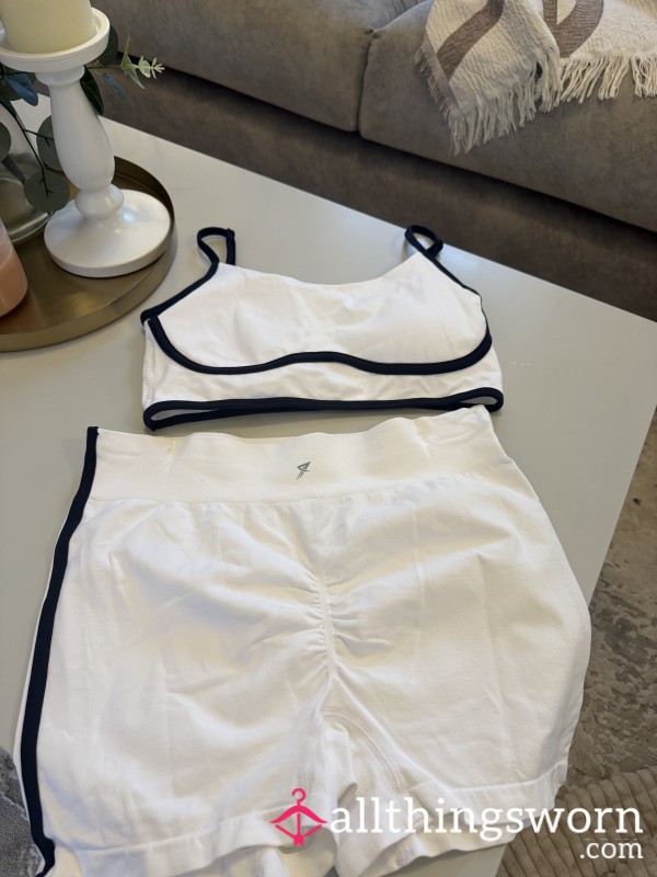 💦Worn Sweaty Gym Set - Authentic Workout Scent💦