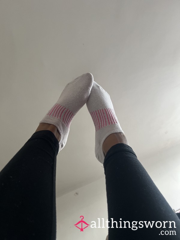 🧦 Worn Sweaty Sports Socks 🧦