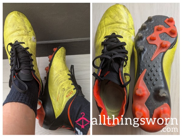 Worn To Perfection: Authentic Match-Worn Football Cleats⚽