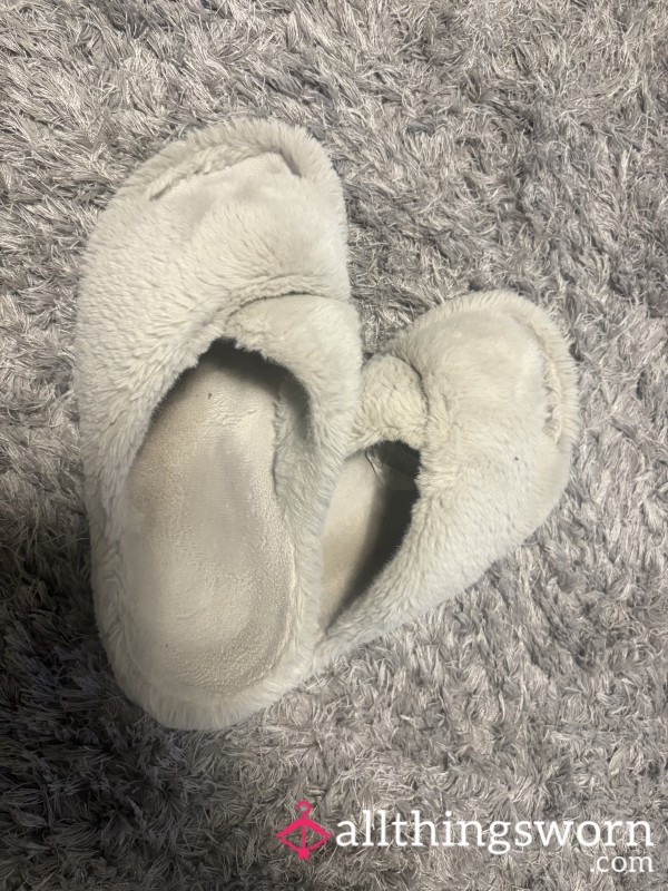 Worn To Perfection: Used Slippers Size 6