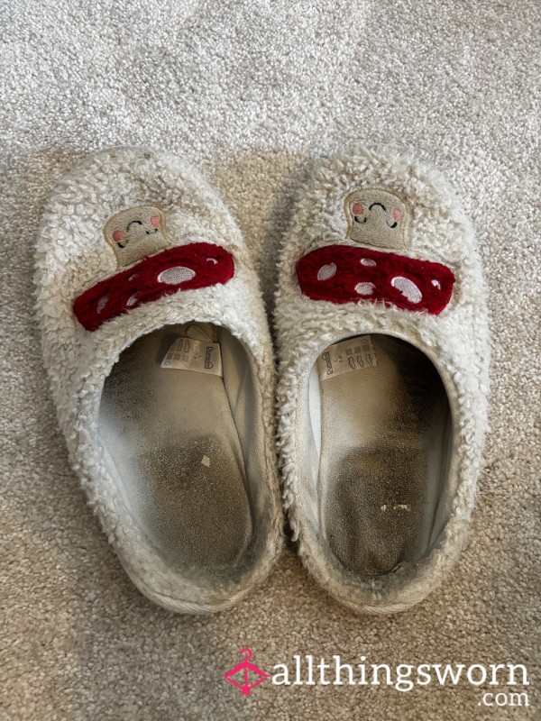 Worn To Pieces Mushroom Slippers