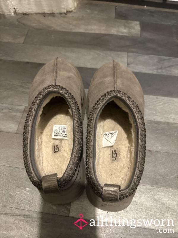 Worn Uggs