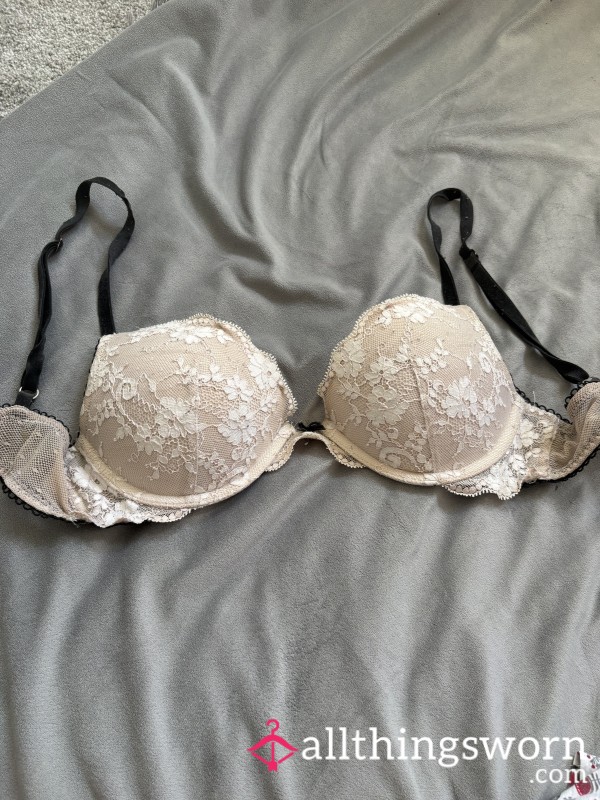 Worn VS Bra